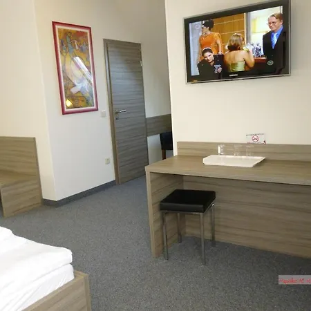 Samorin Rooms